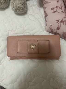 AUTHENTIC Prada Blush Bow Saffiano Leather Wallet